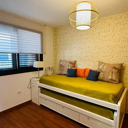 Paraiso View Apartment,wifi, Terrace Sea Views, Pool , Garage, Car Apartamento