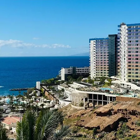Paraiso View Apartment,wifi, Terrace Sea Views, Pool , Garage, Car Daire *